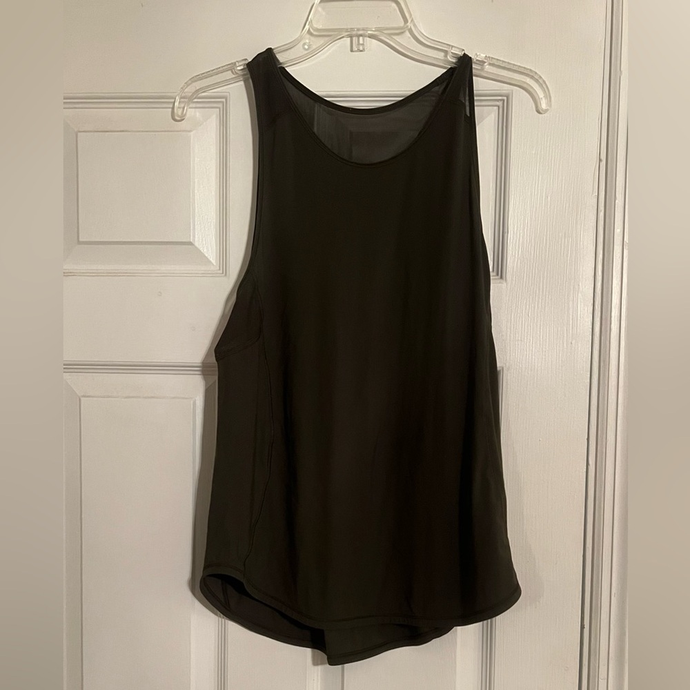 Lululemon high neck sleeveless top